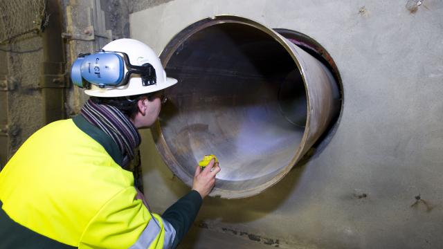 Assessment of Chemical Evolution of ILW and HLW Disposal Cells (ACED ...